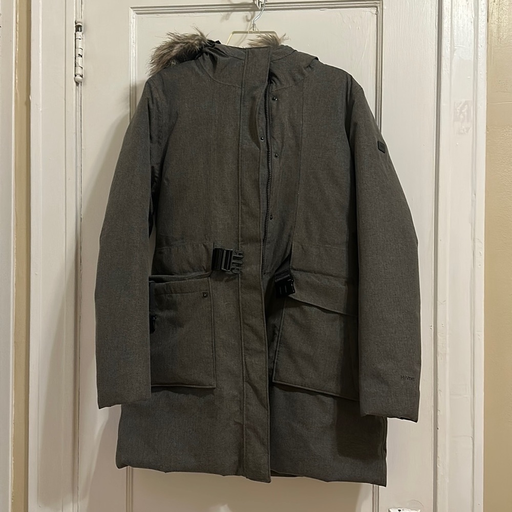 The North Face women’s parka large